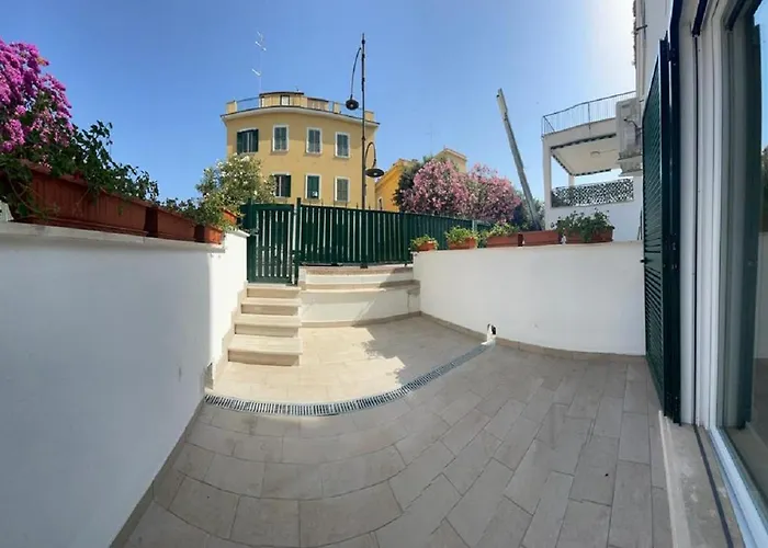 Riviera Albachiara Anzio B&B