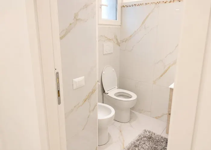 Riviera Albachiara Anzio B&B